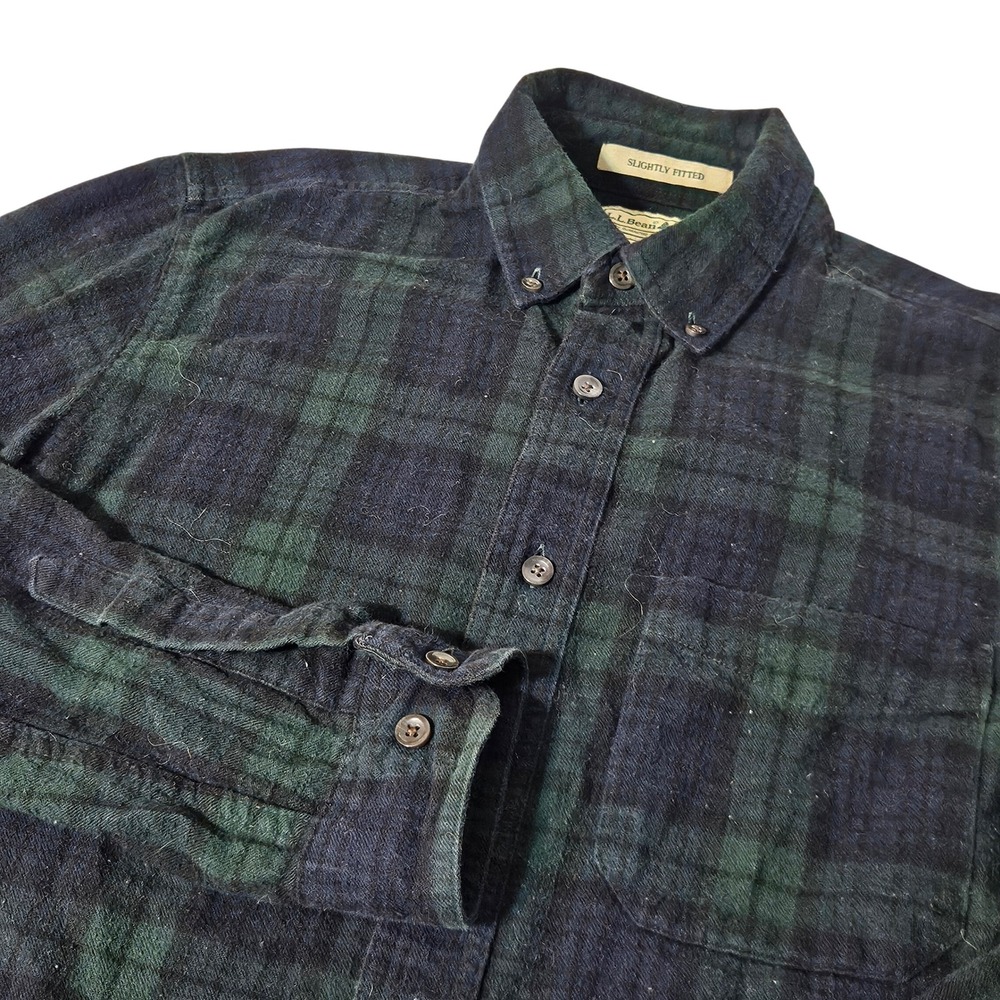 LL Bean Men's Flannel Shirt Plaid Button Down Slightly Fitted Size S